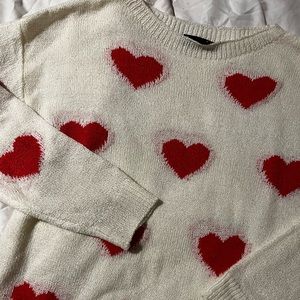 Light heart knit sweater